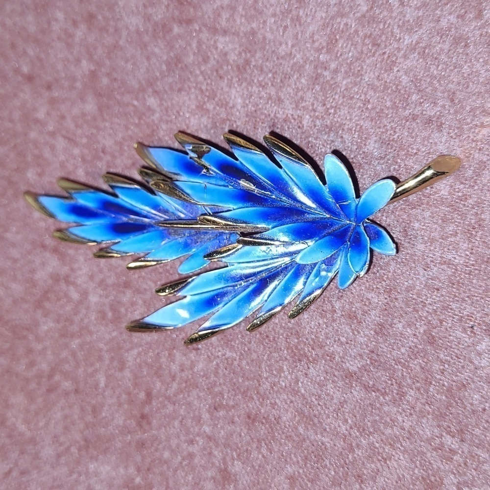 Beautiful PIM Vintage Brooch - Picture 1 of 10